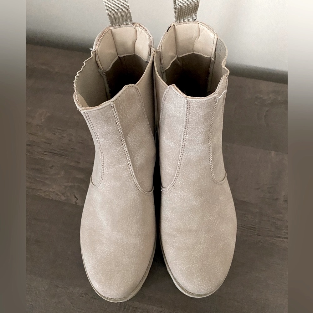 Dirty Laundry Maps Chelsea Boots Size 7